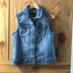 Women’s denim vest